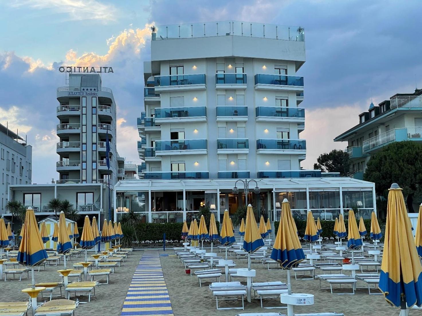 ليدو دي يسولو Hotel Atlantico المظهر الخارجي الصورة
